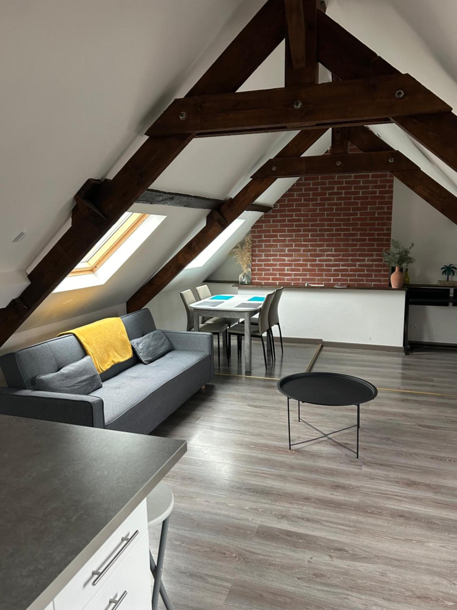 Voltaire 7 Hyper-Centre Apartamento Saint-Quentin  Exterior foto